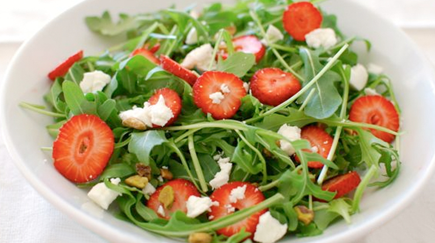 rucola-aardbei-salade